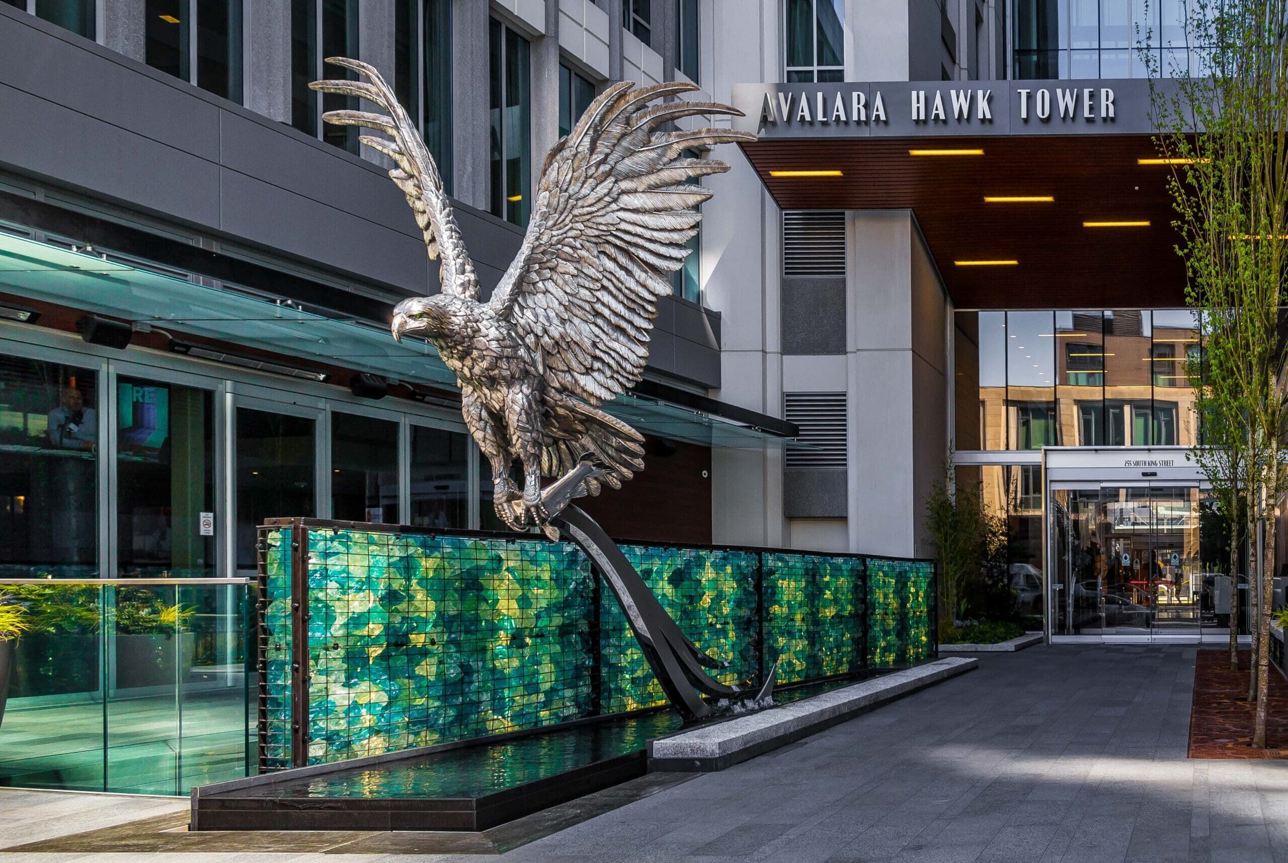 Slalom Hawk Tower - hawk statue