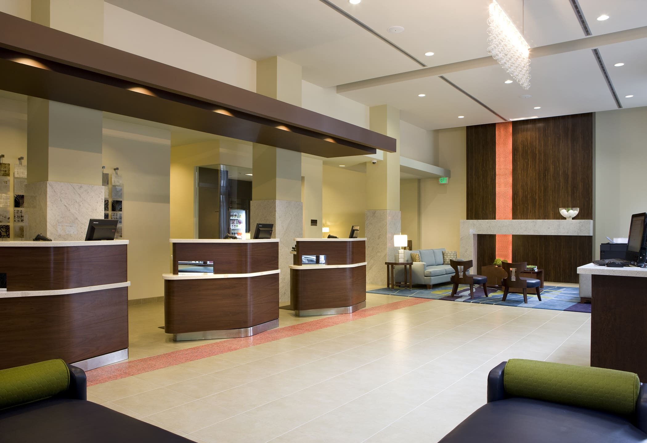 Courtyard by Marriot - Pioneer Place - Lobby